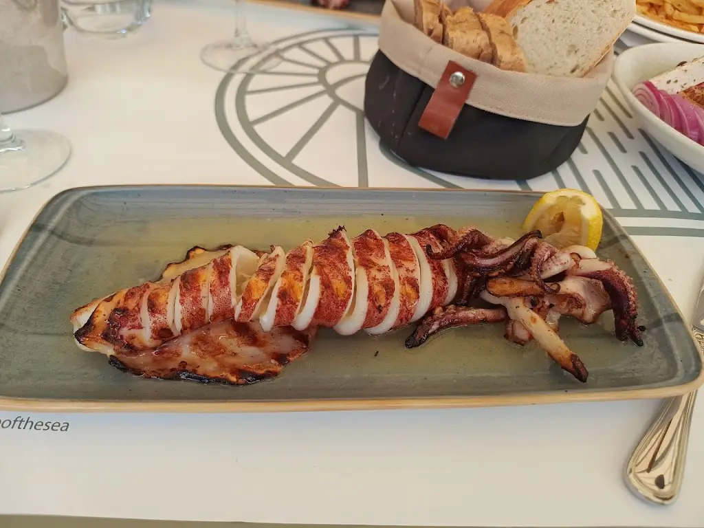 Menü_MARE RESTAURANT A TASTE OF THE SEA_Ouranoupolis_Bild_8