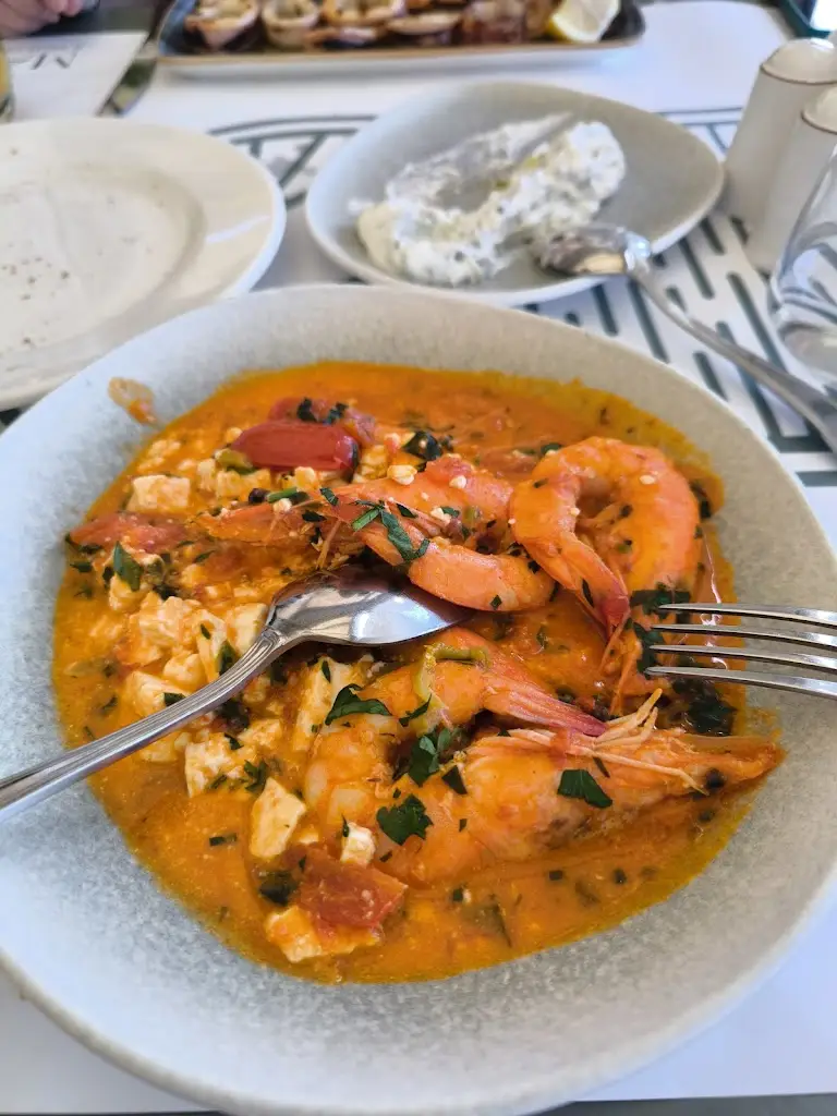 MARE RESTAURANT A TASTE OF THE SEA_Ouranoupolis_slider_image_3