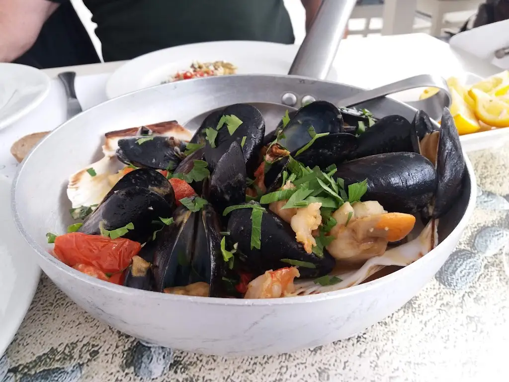 Menu_Kritikos Gallery & Restaurants_Ouranoupolis_image_9