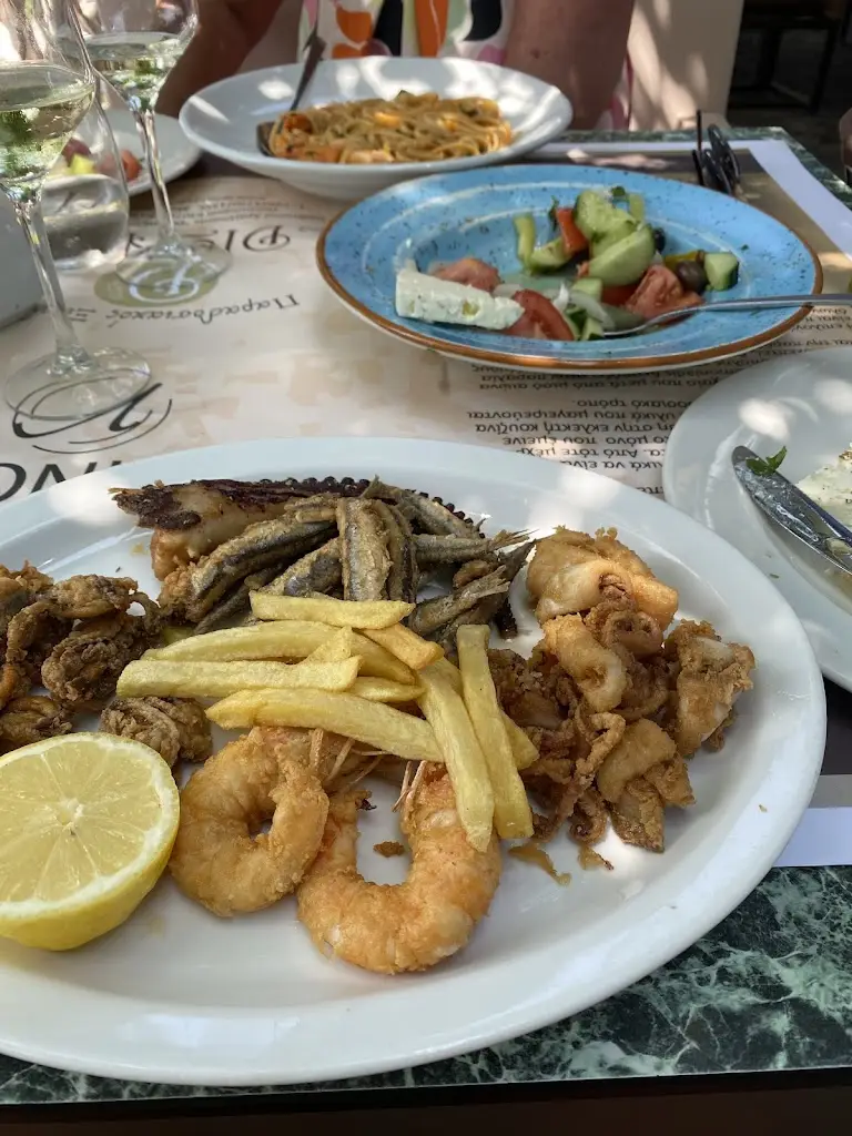 Menu_Lemoniadis Restaurant_Ouranoupolis_immagine_9