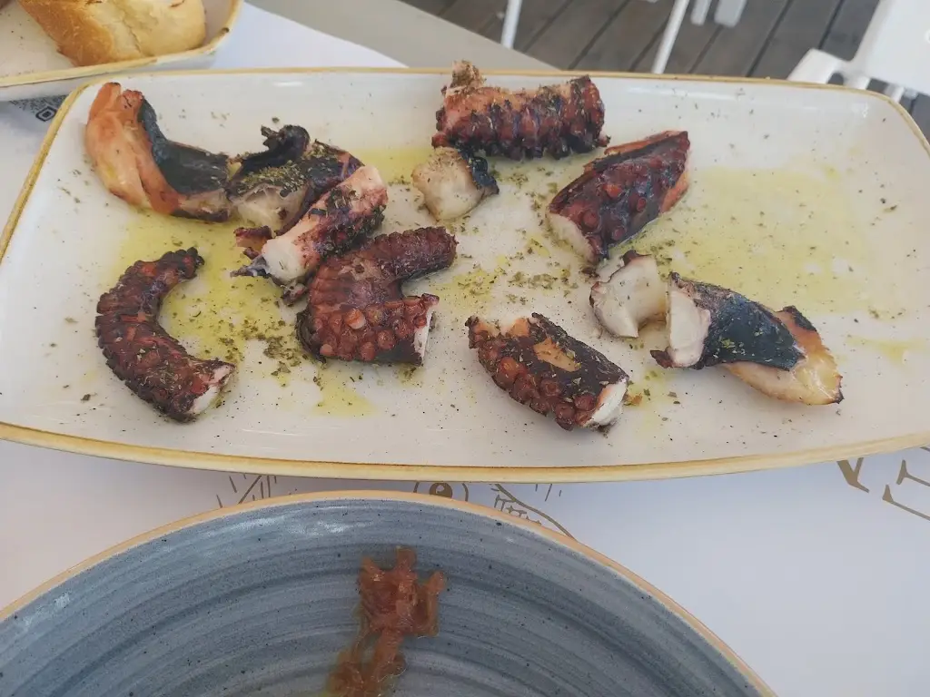 Menu_The Golden Hook_Ouranoupolis_image_6