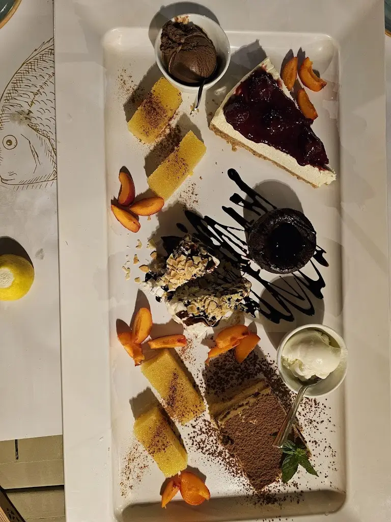 Menu_The Golden Hook_Ouranoupolis_image_9