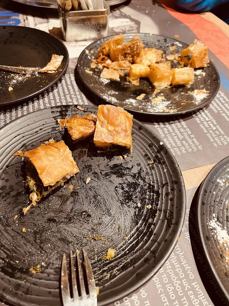 Menü_GJ Konaki_Ouranoupolis_Bild_5