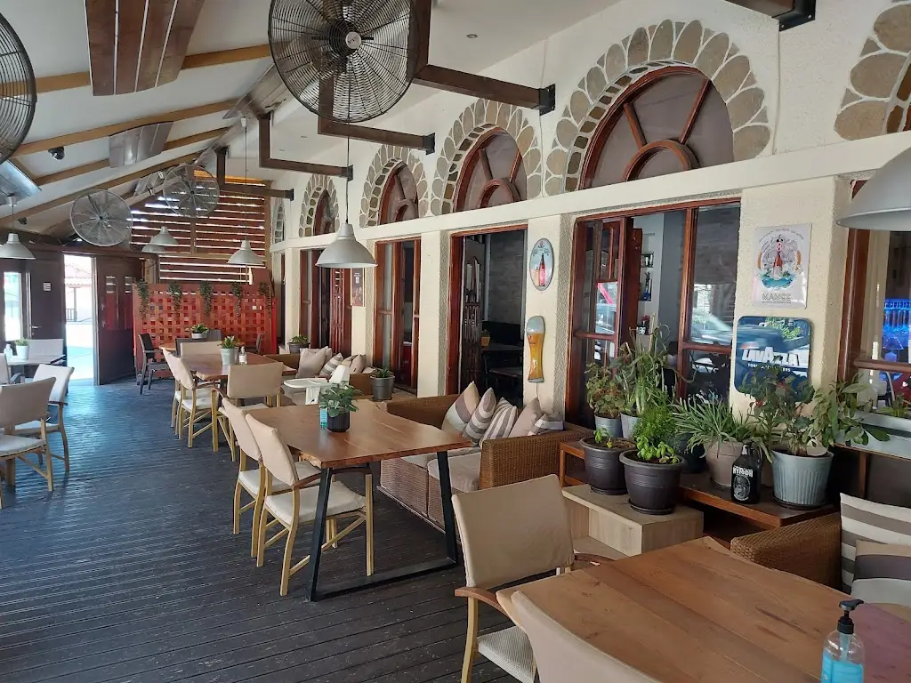 Mamounia Pizza Steak Burger House Restaurant in Ouranoupolis