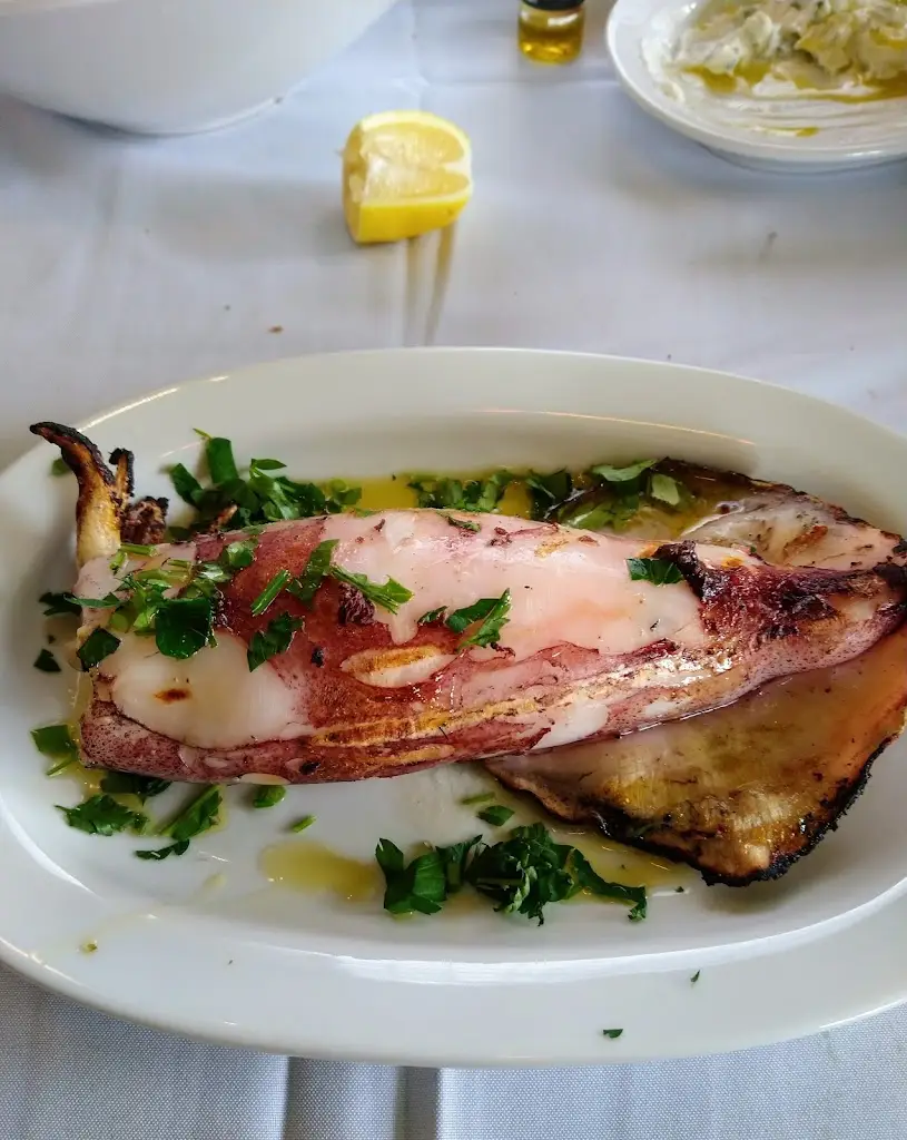 Menu_Tsipouradiko Aroma Glykanisou_Peraía_immagine_5