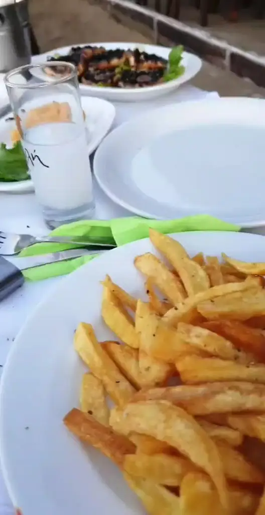 Tsipouradiko Aroma Glykanisou_Peraía_slider_image_2