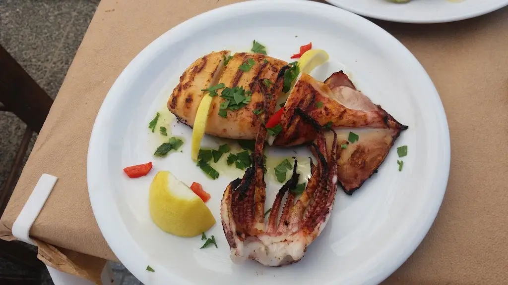 Menü_Ravaisi_Peraía_Bild_7