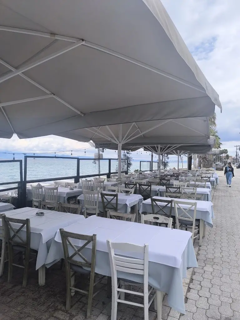 Bakalis_Pefkochóri_slider_image_3