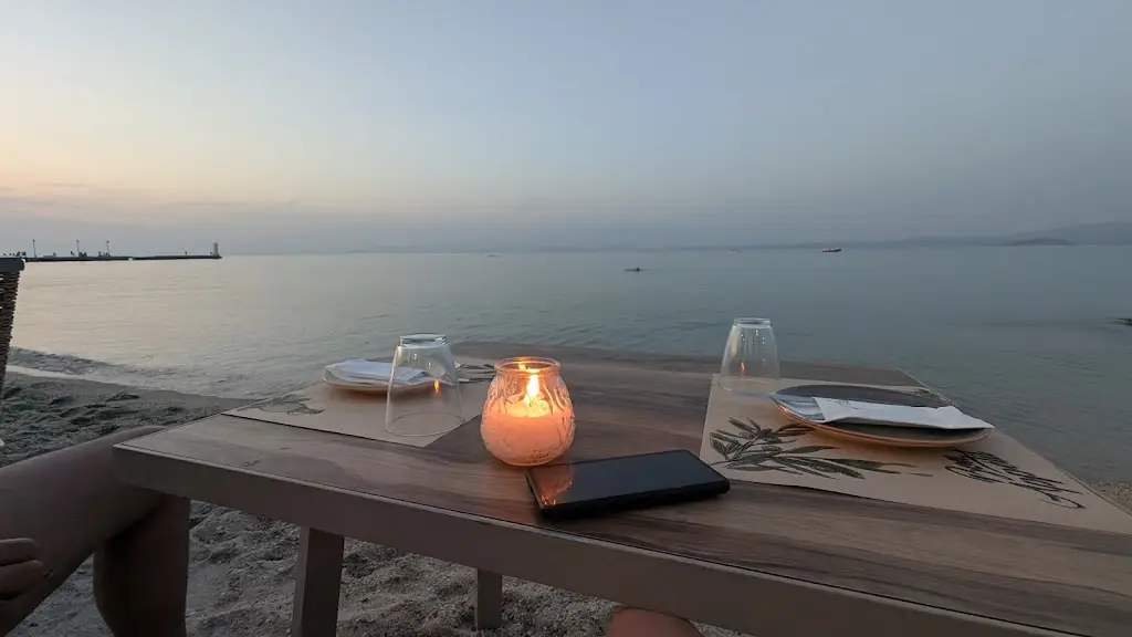 Mariam Lelashvili_Fishalida Restaurant_Pefkochóri_Bewertung