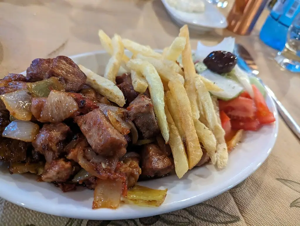 Menu_Makis Tavern_Pefkochóri_image_9