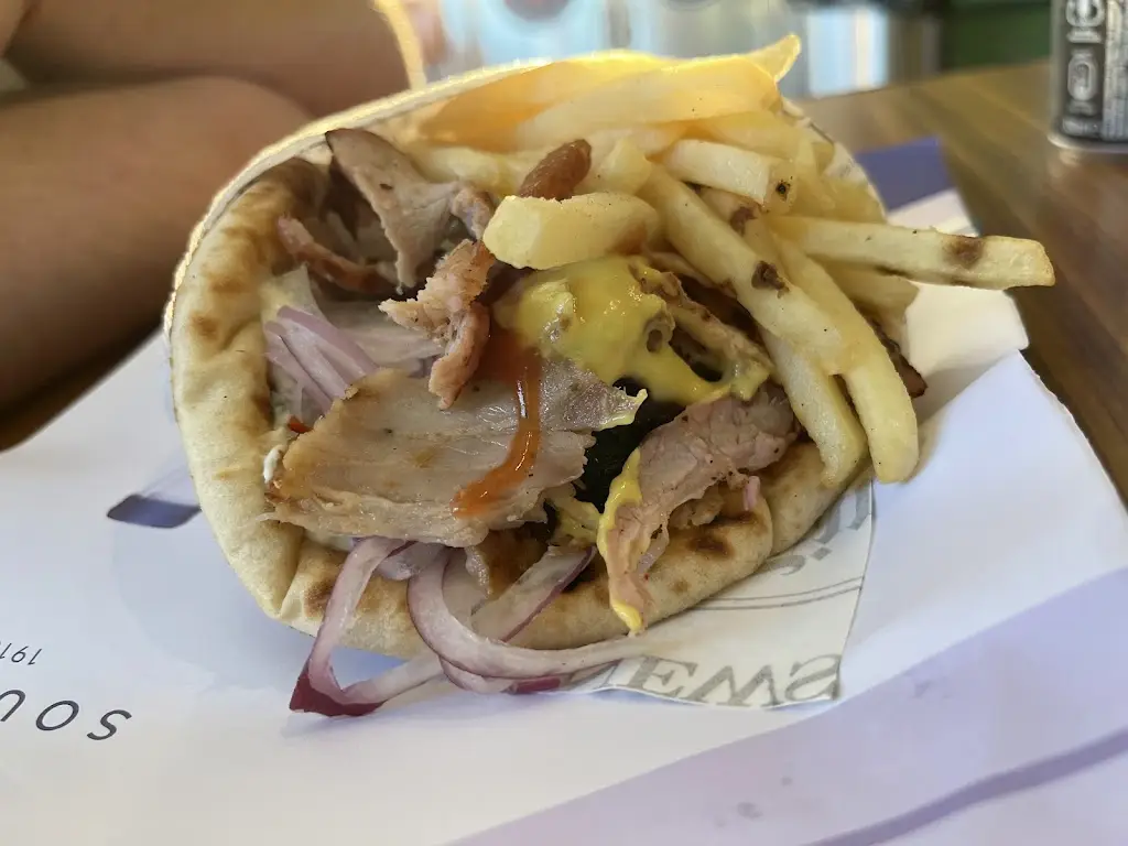 FOOD FACTORY FF PEFKOCHORI_Pefkochóri_slider_image_3