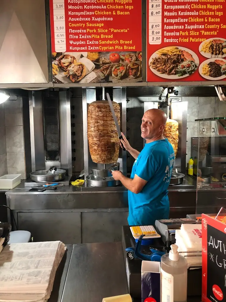 Marios Family Restaurant in Pefkochóri