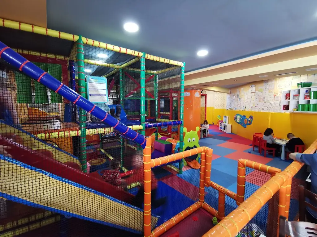 Petrino, Polichni_Políchni_slider_image_3