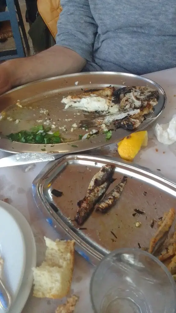 Stavros Michailidis (STAVRUTO)_Café - Ouzeri DAFNI_Dhafní_review