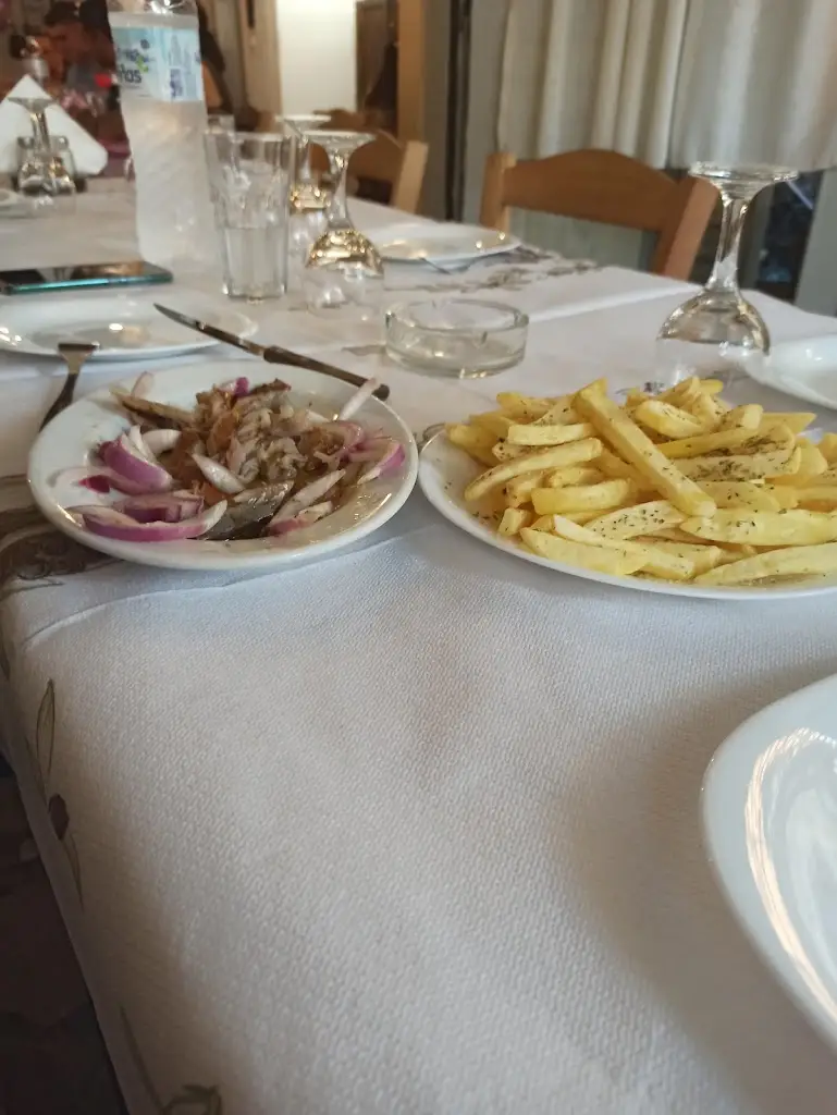 Menü_Ανήλιο Ουζερί-ταβέρνα_Políchni_Bild_1