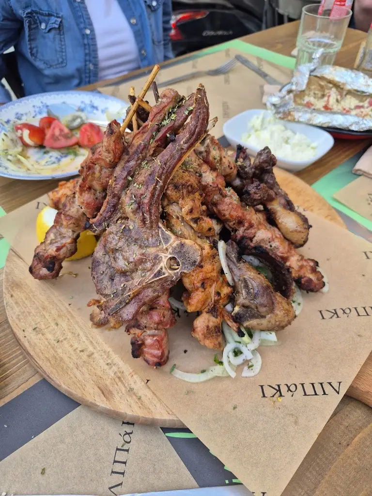 Χρήστος Ακριτίδης_Lipáki_Políchni_Bewertung