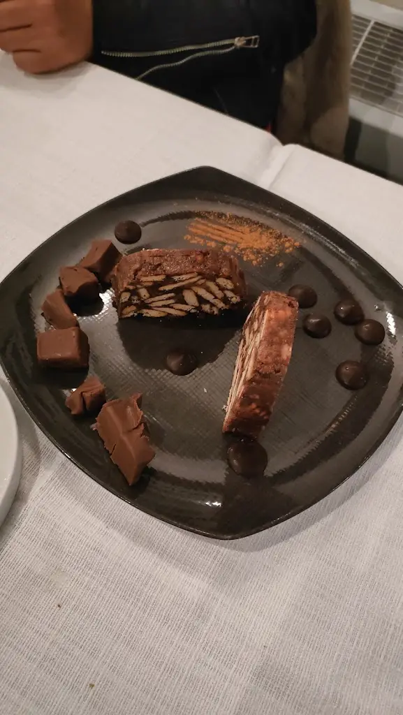 Menu_The MARIGOULA_Polýgyros_image_9