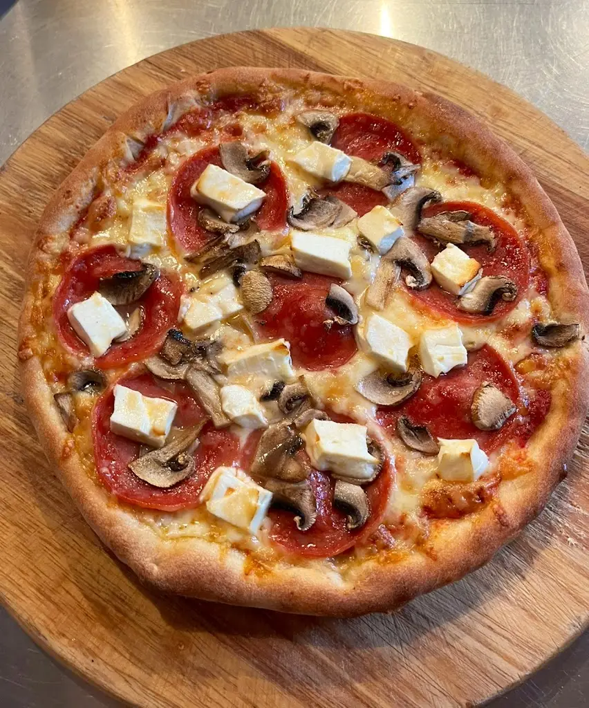 PERASMA Restaurant in Polýgyros