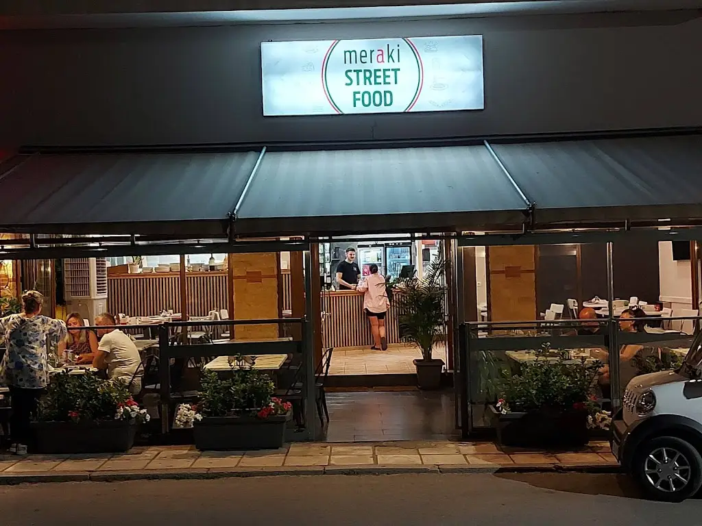 Meraki Street Food Restaurant in Polýgyros