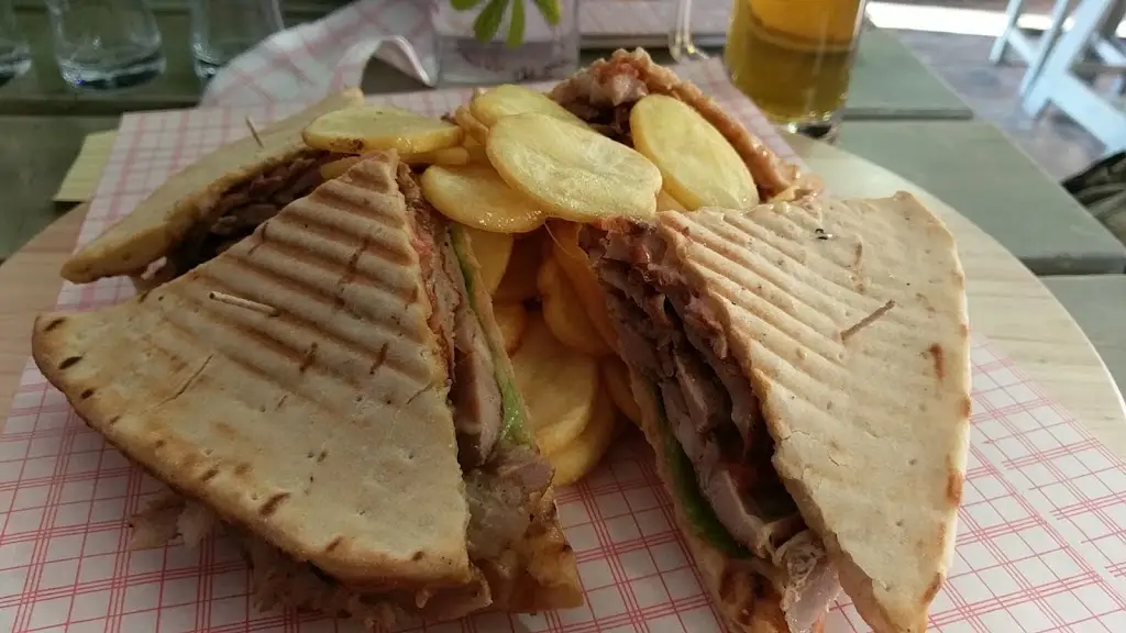 Menu_Αχαίνο Στο Χέρι_Polýgyros_image_5