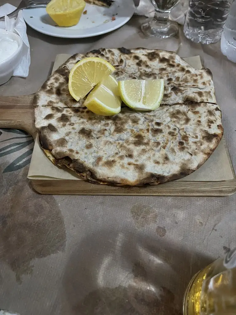 Sako Sako_4A Armenian Restaurant_Dhafní_avis