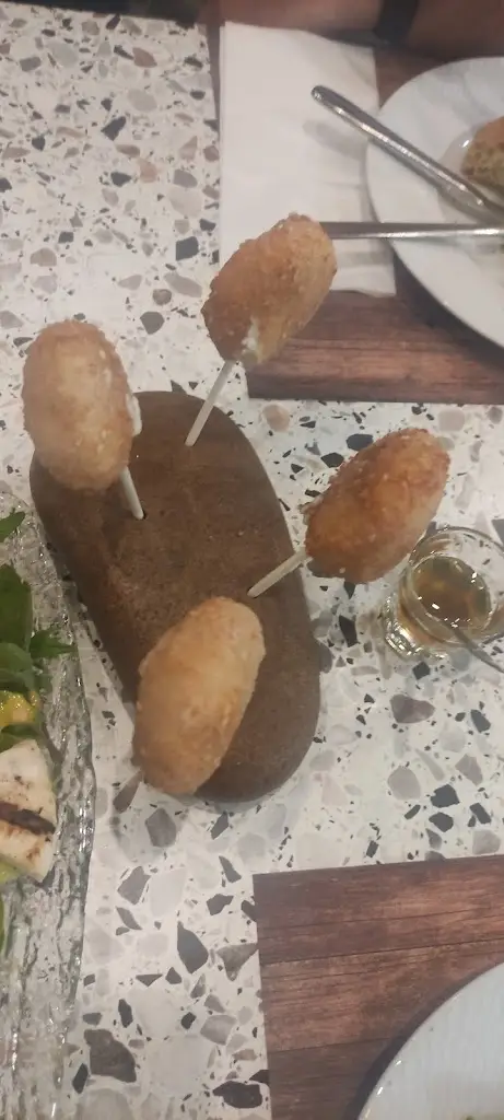 Menü_Antamoma Restaurant_Sérres_Bild_5