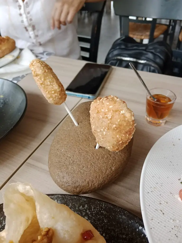 Menü_Antamoma Restaurant_Sérres_Bild_6