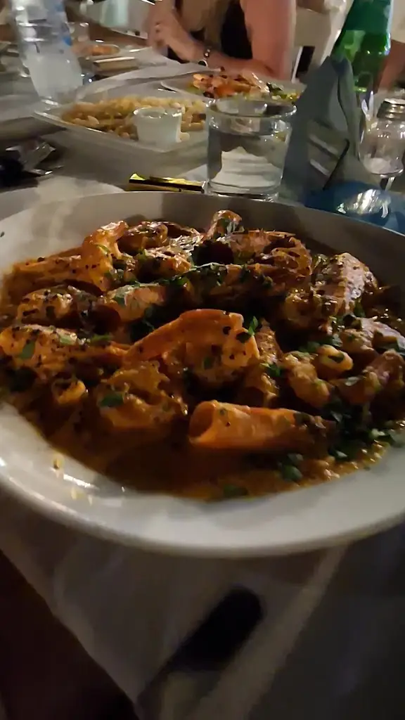 Damu Restaurant_Sárti_slider_image_2