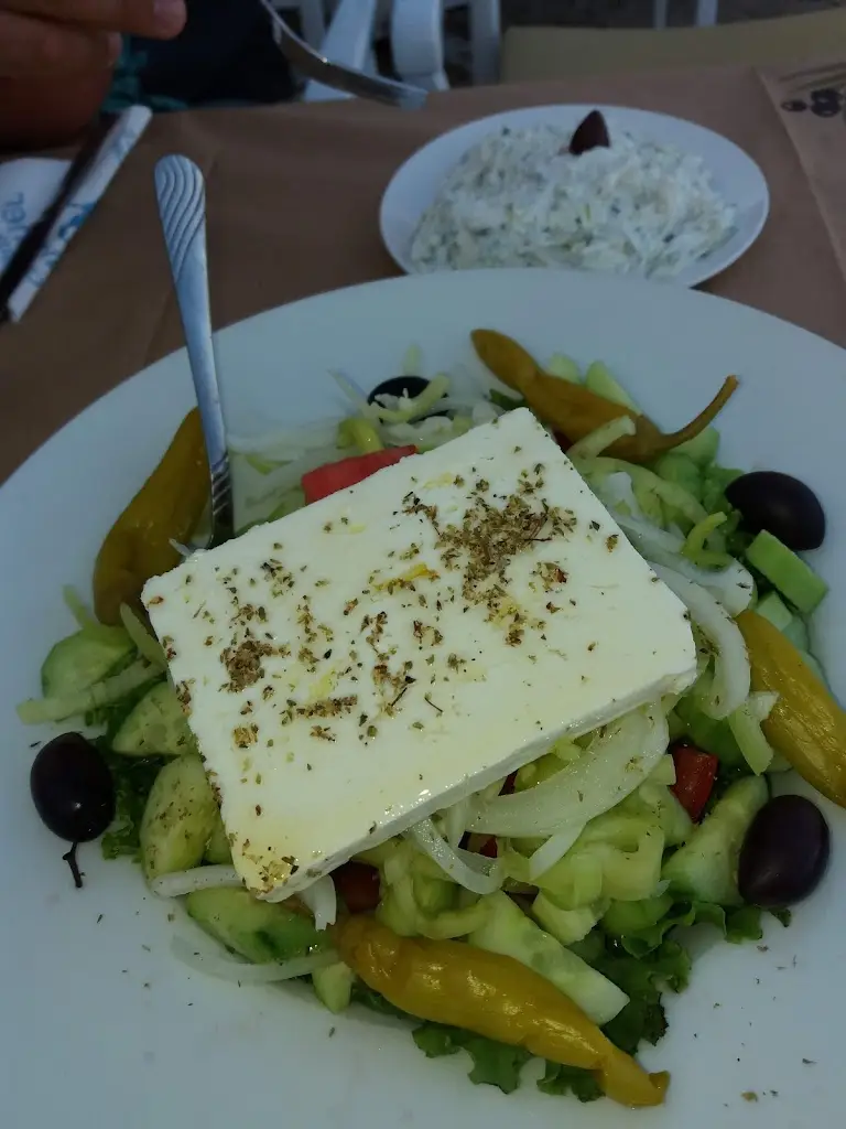 Menu_Emmanuel's Beer House Tavern_Sárti_image_8