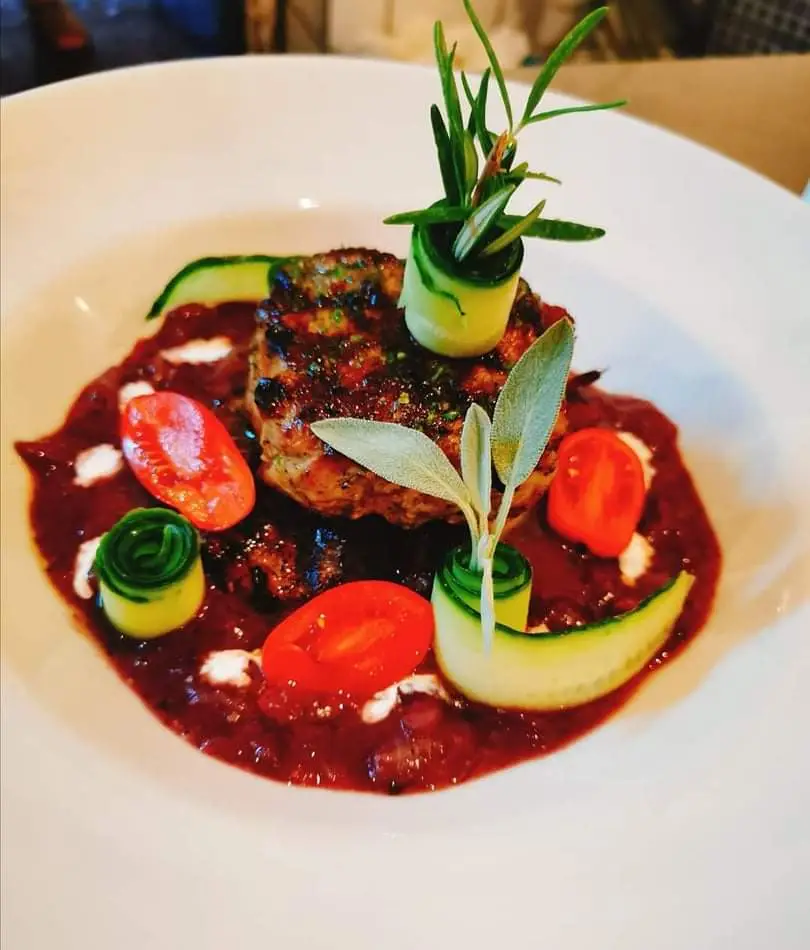 Arche Noah_Sárti_slider_image_3