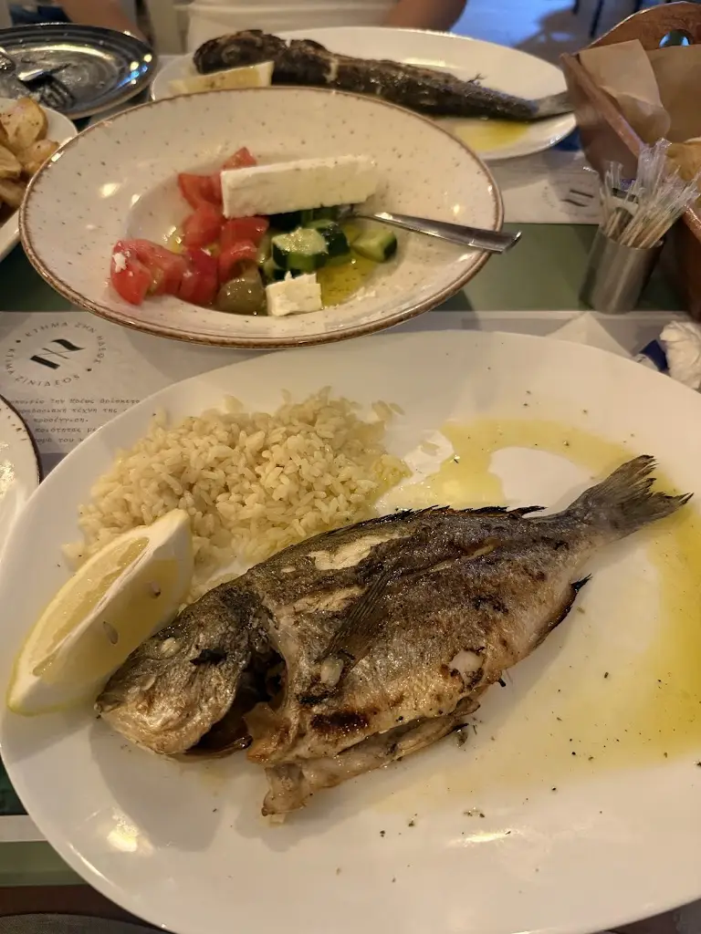 Filip Samardziski_Taverna Pirofani_Sárti_Bewertung