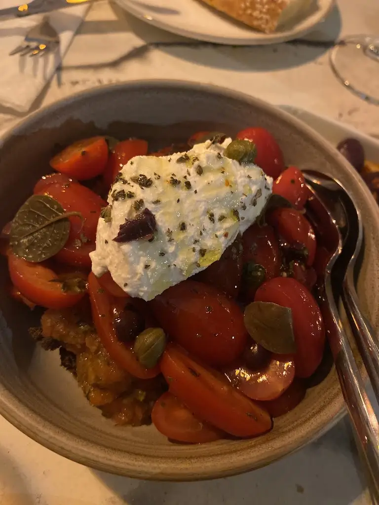 Alisachni local cuisine_Ekáli_slider_image_3