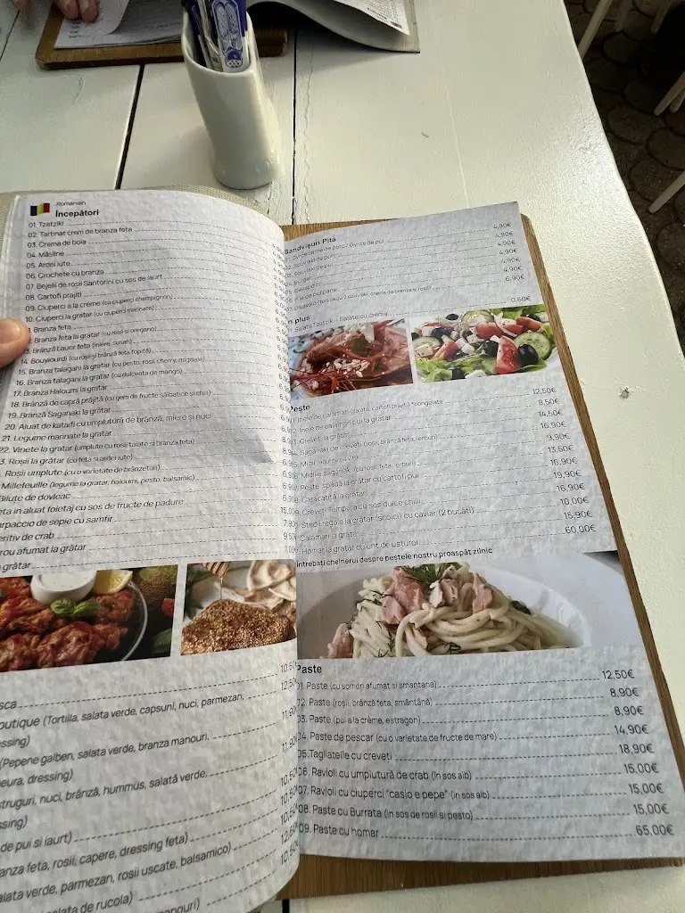 Menu_Lauer House_Sárti_image_4