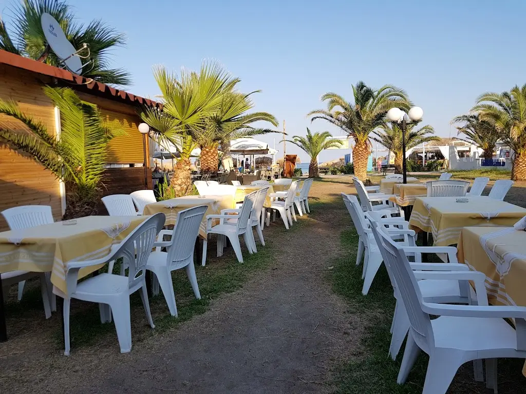 Grigoris Fast Food_Sárti_slider_image_1