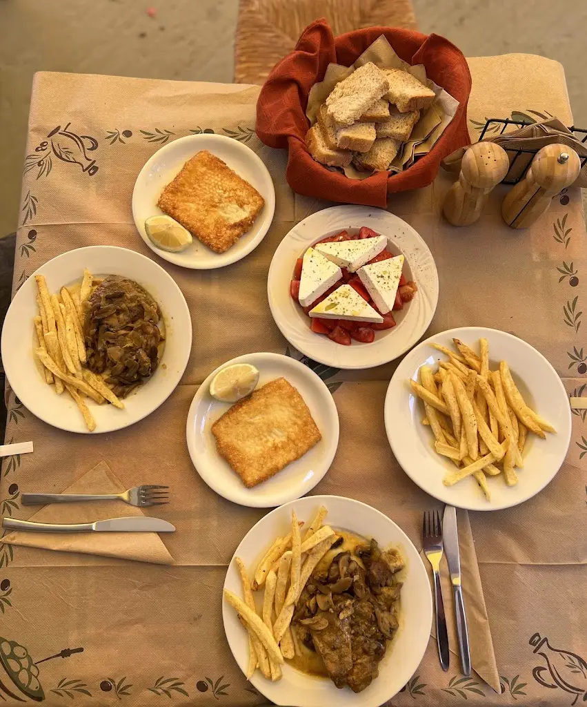 Taverna Antoni_Skoútari_slider_image_3