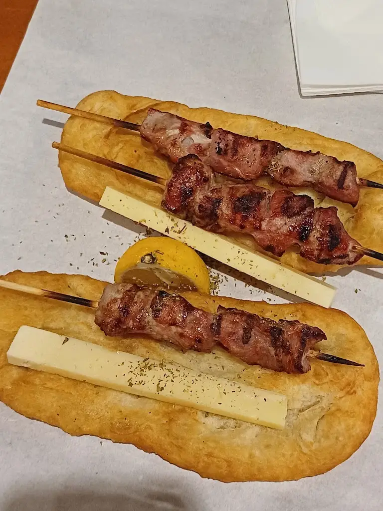 tzina tsitmideli_KYR YIANNIS_Skoútari_Bewertung