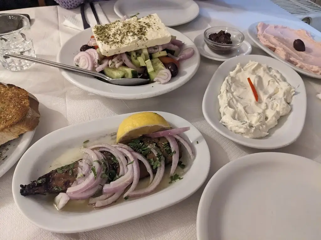 Ουζοταβέρνα Ο Δήμος_Sidirókastro_slider_image_3