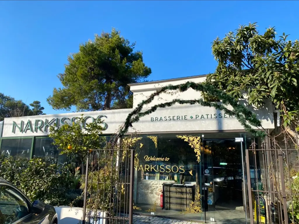 NA_Ekáli_slider_image_3