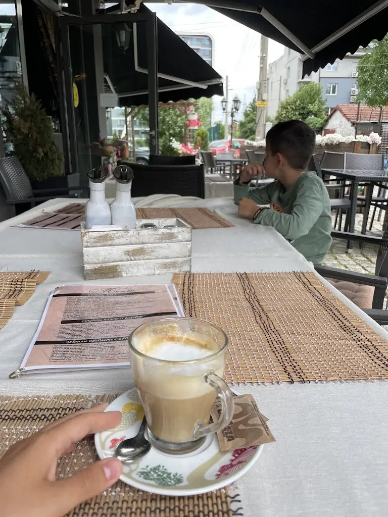 Menu_Le Petit_Sidirókastro_image_7