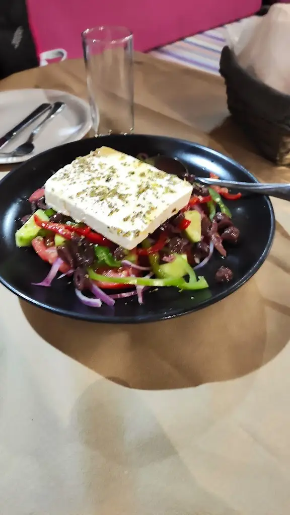 Menü_ΜΑΥΡΟΣ ΓΑΤΟΣ_Erythrés_Bild_6