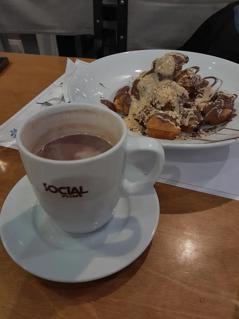 MOOD COFFEE FOOD & MORE_Sidirókastro_slider_image_3