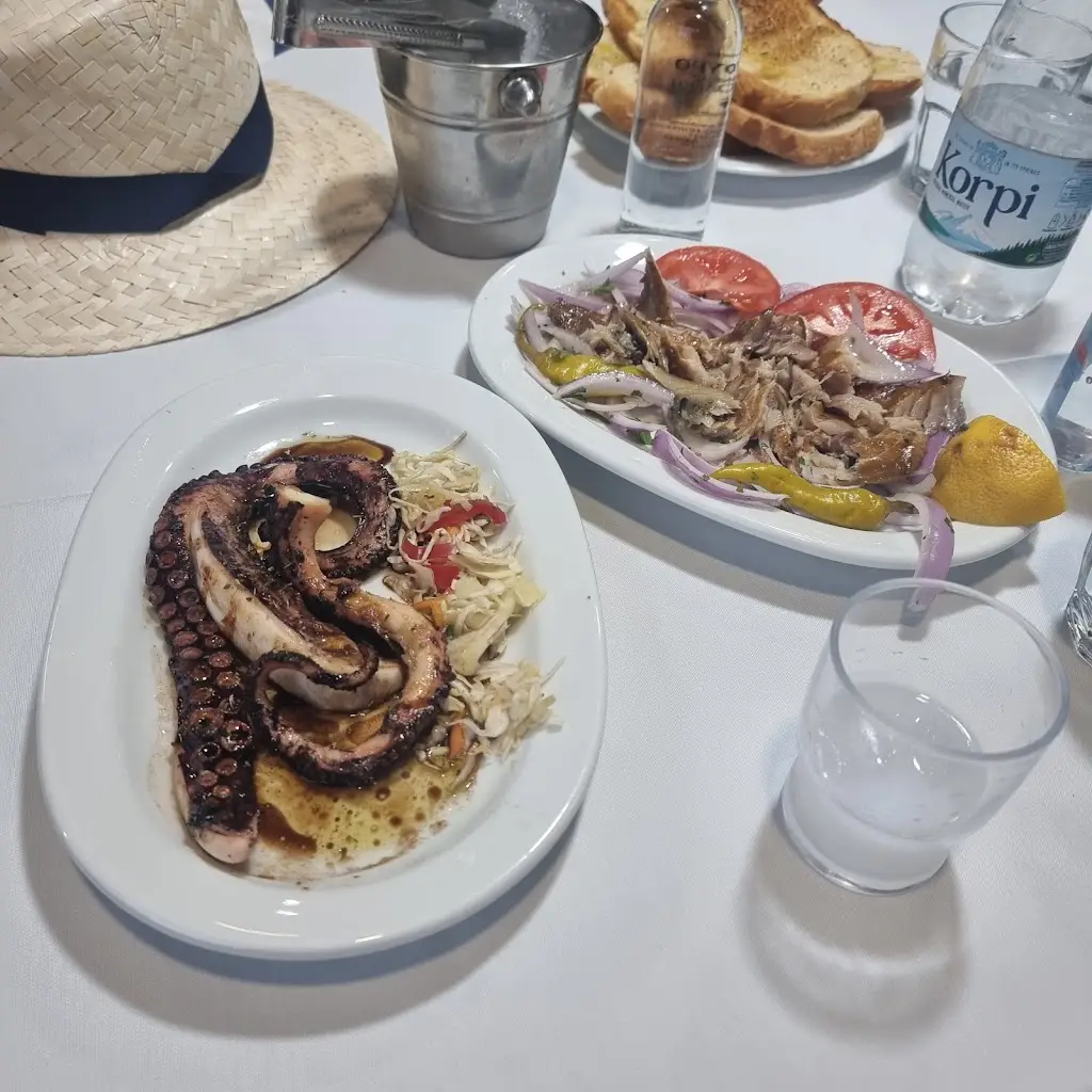 Menu_Fish Tavern Cyclades_Síndos_image_6