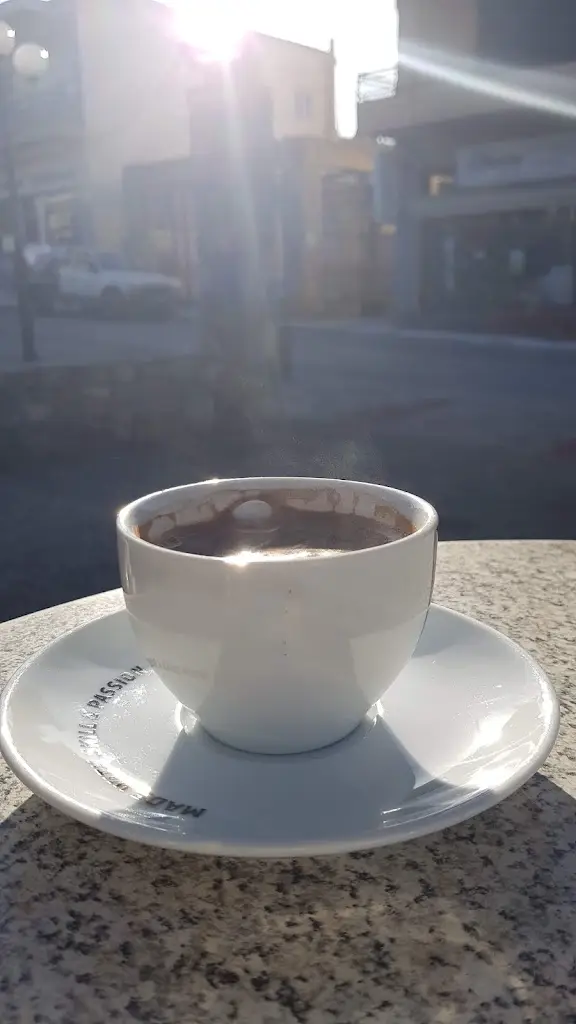 Menü_Καφενείο-ουζερί Ποντίκης_Erythrés_Bild_2