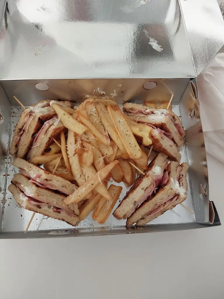 Menü_PUMBA_Síndos_Bild_6