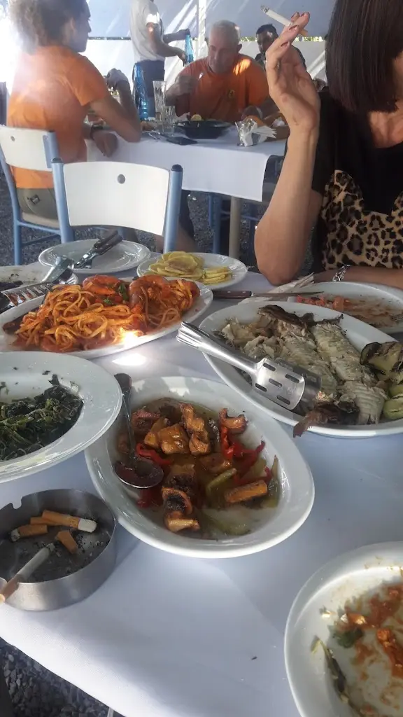 Menu_Μπακαλιαράκια Στις Γραμμές Της Σίνδου_Síndos_image_8