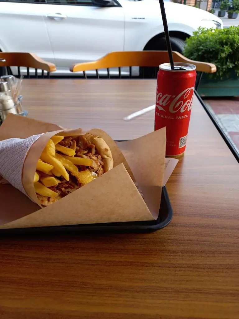 Menü_Στο καινούργιο_Skýdra_Bild_2