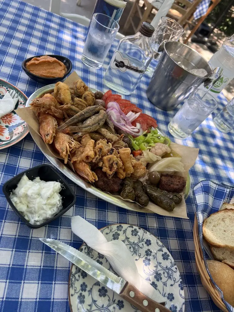 Tsouknída_Skýdra_slider_image_3