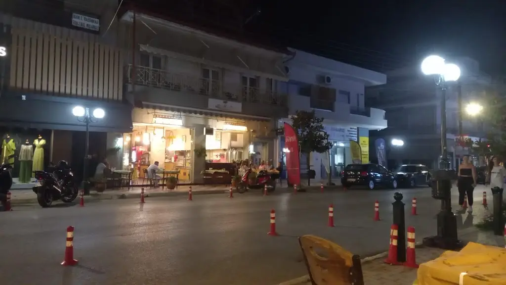 Giorgio Petre_Mpereketi_Skýdra_Bewertung