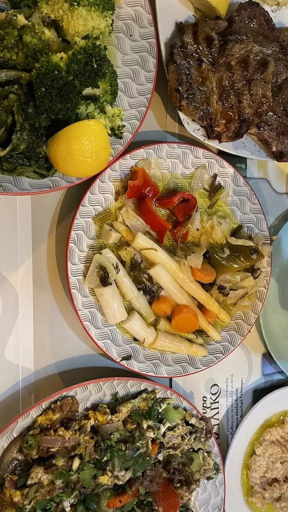 ΕΛΛΗΝΙΚΕΣ ΧΑΡΑΞΕΙΣ_Καφενείο 