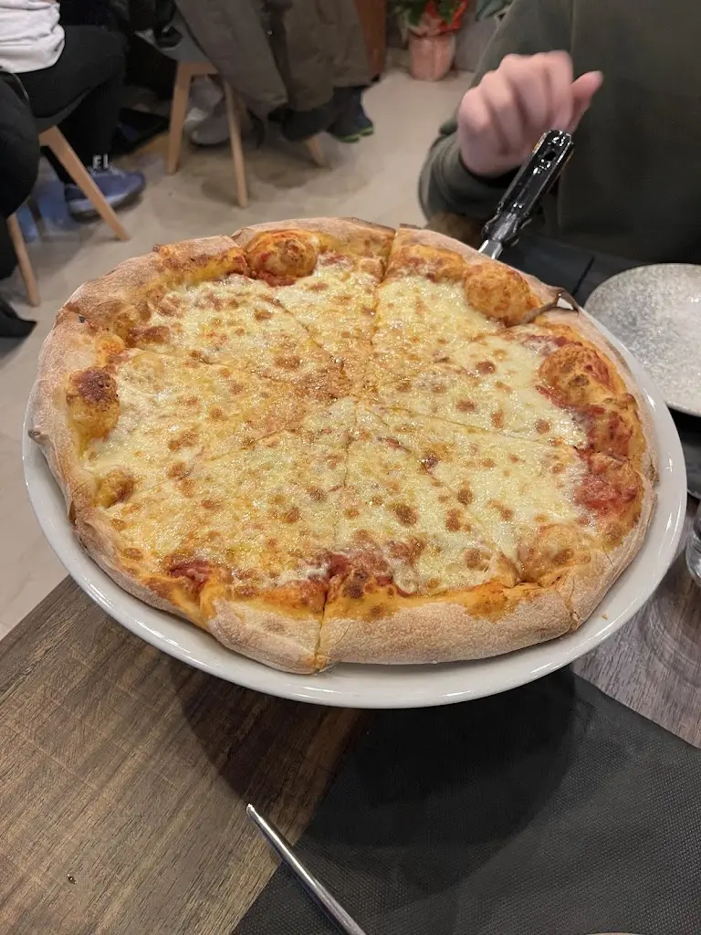 Menu_Siena Pizzeria Restaurant_Stavroúpoli_image_6